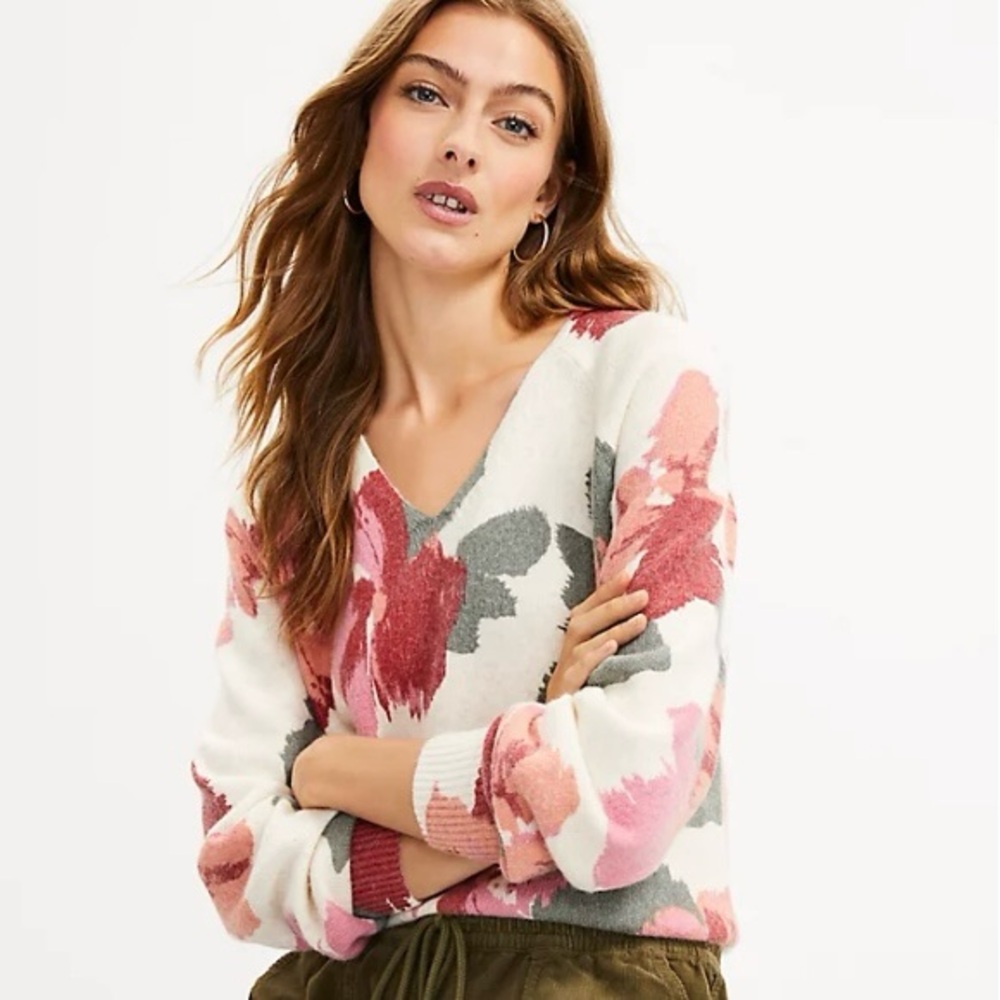 LOFT Floral V-Neck Sweater Sz M Cotton Blend